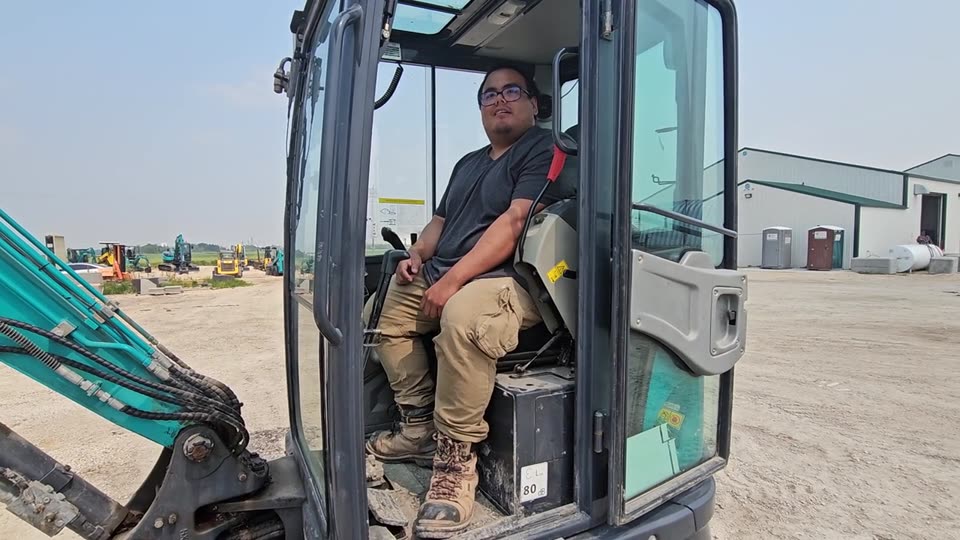 Excavator operator video review of Onsite Equipment Training Services